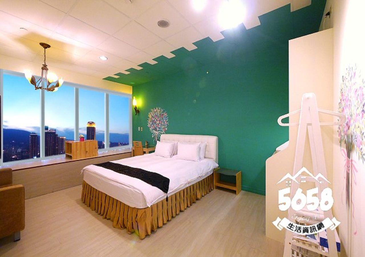 85 Eagle Hotel Kaohsiung Extérieur photo