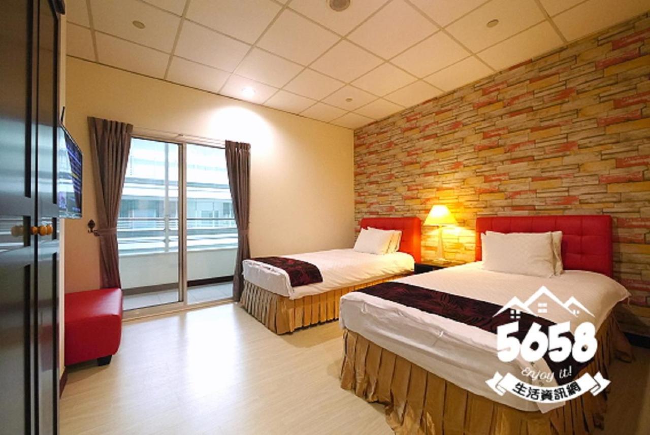 85 Eagle Hotel Kaohsiung Extérieur photo