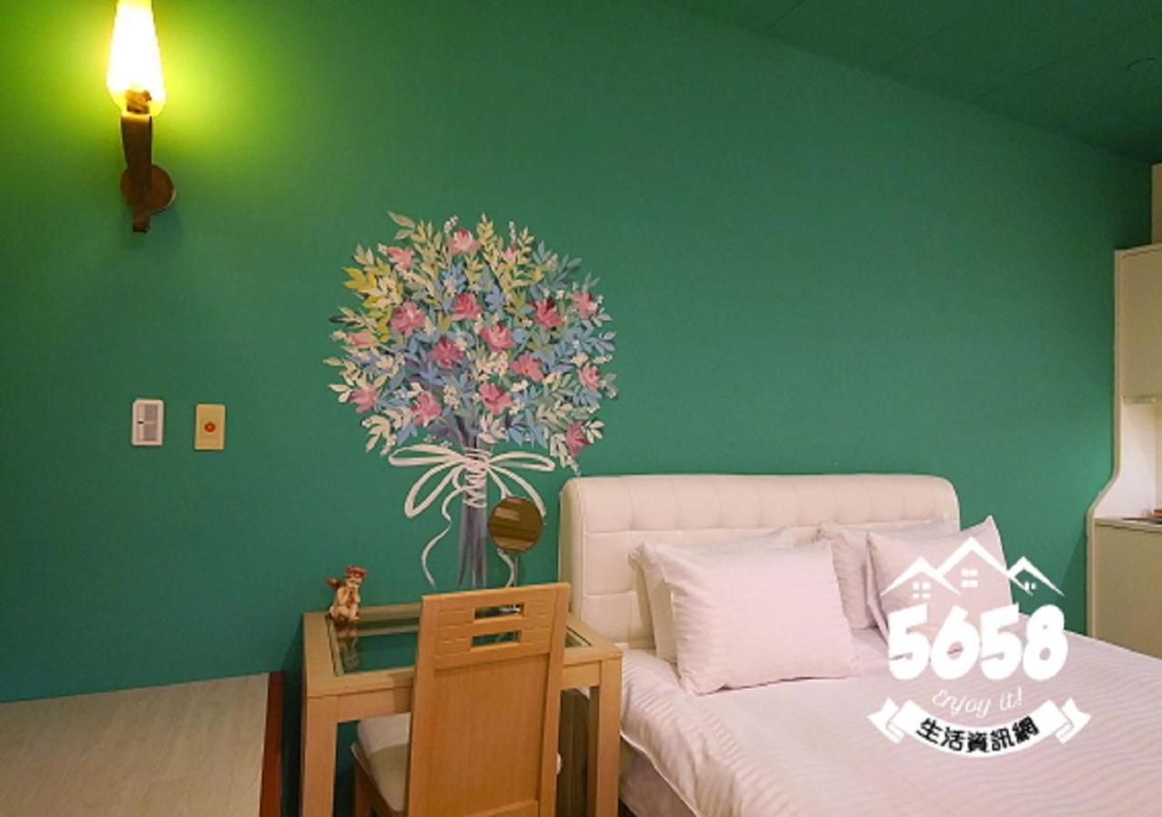 85 Eagle Hotel Kaohsiung Extérieur photo