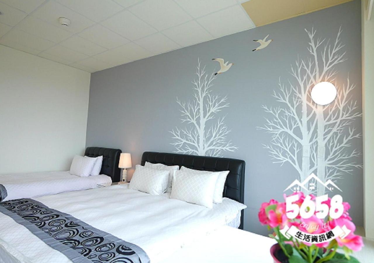 85 Eagle Hotel Kaohsiung Extérieur photo